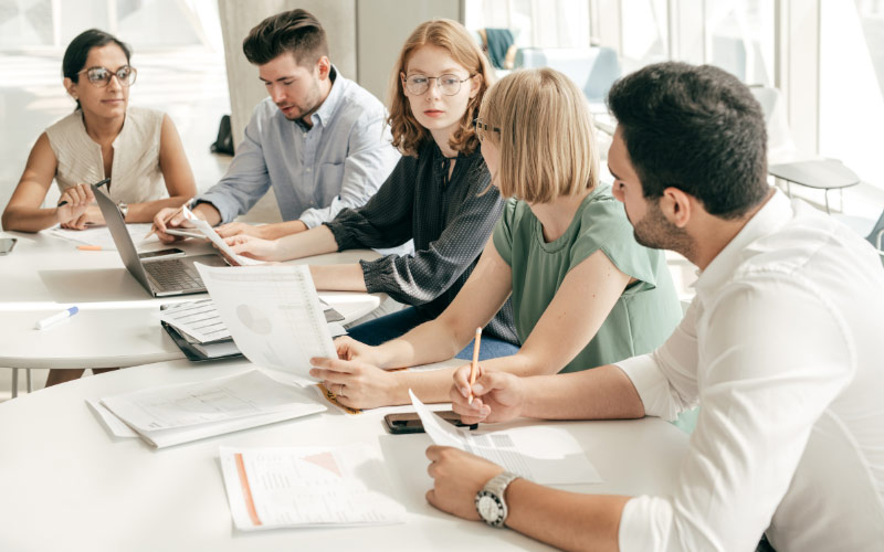 PMC là gì? Tóm tắt kiến thức và kỹ năng cần thiết của PMC
