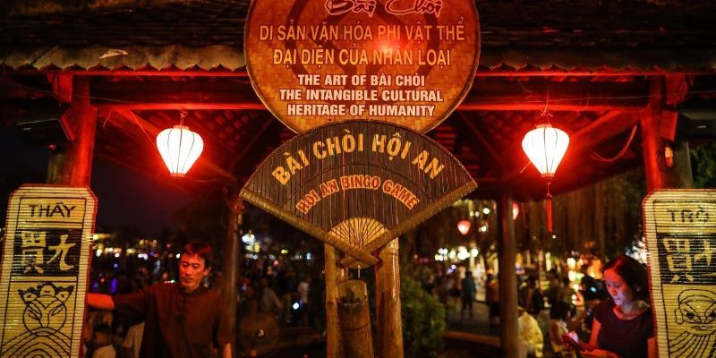 Bài Chòi là gì? Vẻ đẹp của nghệ thuật truyền thống miền Trung Việt Nam.