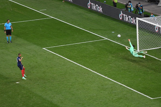 Loạt sút luân lưu là gì? Luật sút luân lưu mới nhất của FIFA được công bố.