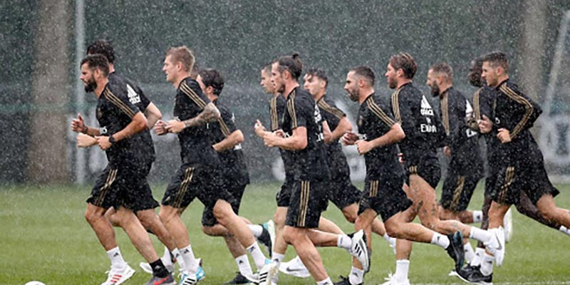 Cách tăng thể lực trong bóng đá và duy trì sức khỏe