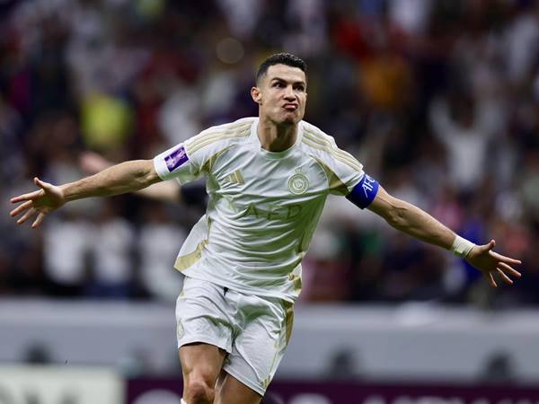 Ronaldo là một trong những cầu thủ chạy nhanh nhất TOP 6 Cầu Thủ Có Tốc Độ Nhanh Nhất Thế Giới Hiện Nay - 129pps