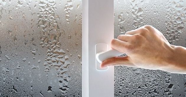 Đóng cửa nhà vào mùa nồm