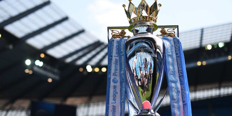 Top 5 Đội Bóng Sáng Giá Nhất Trong Lịch Sử Cúp Ngoại Hạng Anh