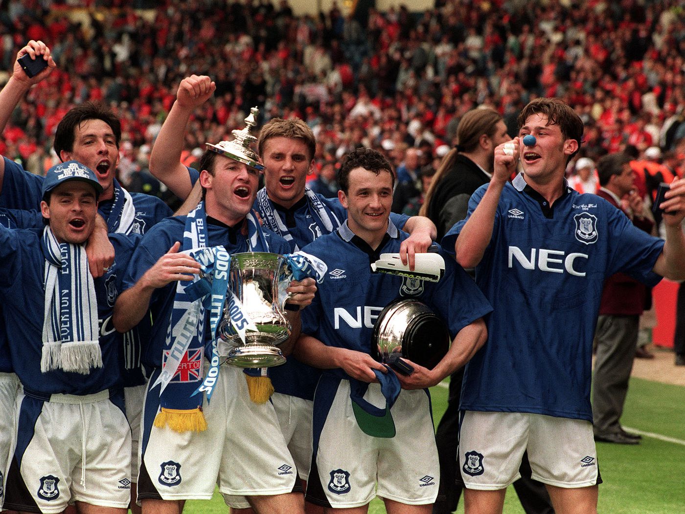 Everton vô địch FA Cup 1995