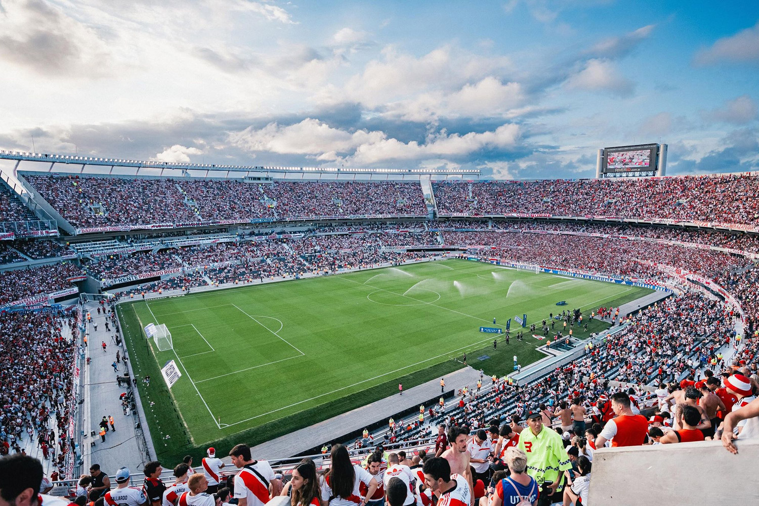 Estadio Monumental: Thánh địa River Plate và kỷ lục Nam Mỹ