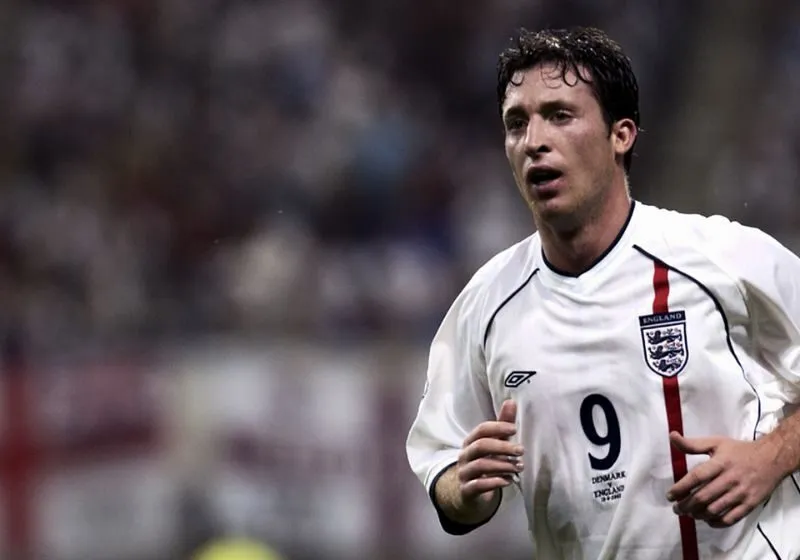 Robbie Fowler: Huyền thoại sát thủ của bóng đá Anh
