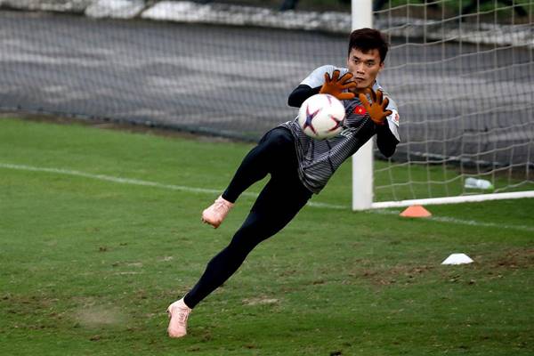 Cách Khép Góc Của Thủ Môn Chi Tiết Và Những Lưu Ý