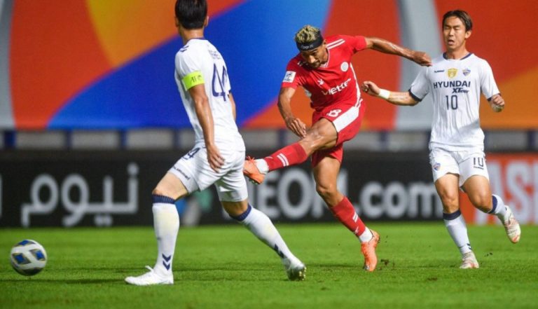 Tổng Hợp 10 Kỹ Năng Bạn Cần Biết Trong Bóng Đá