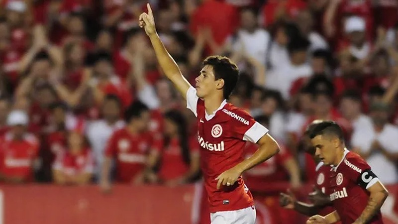 Cầu thủ Oscar - Thực dụng hay lựa chọn lý tưởng?