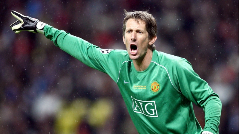 Edwin Van Der Sar cũng là cái tên rất ấn tượng Top 3 thủ môn của MU vĩ đại nhất