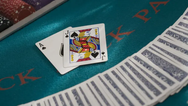 Cách tính điểm xì bàng và xì dách