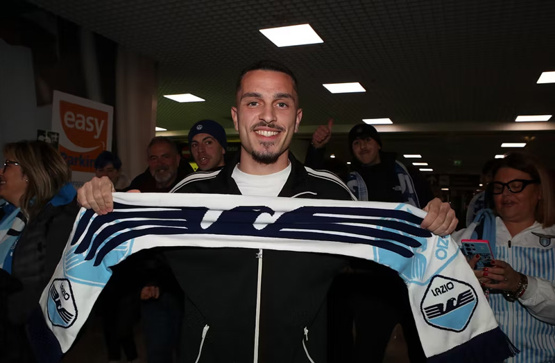 Tiểu sử cầu thủ Arijon Ibrahimovic đang thi đấu cho Heidenheim